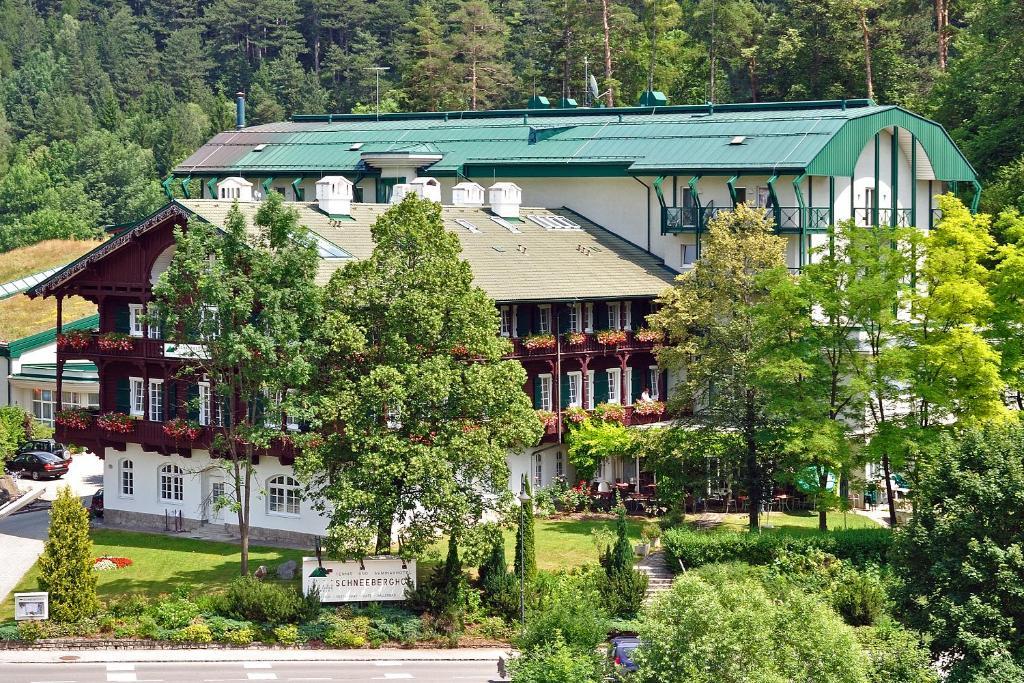 Hotel Schneeberghof Puchberg am Schneeberg Exterior photo