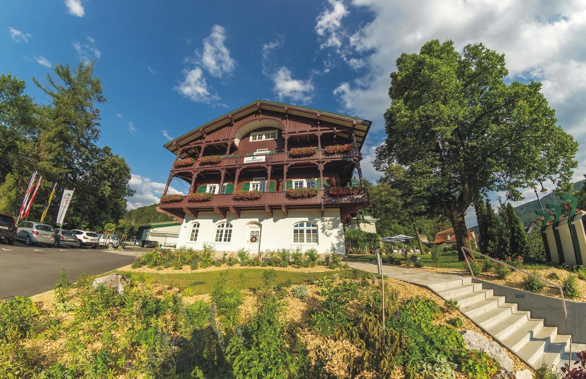 Hotel Schneeberghof Puchberg am Schneeberg Exterior photo